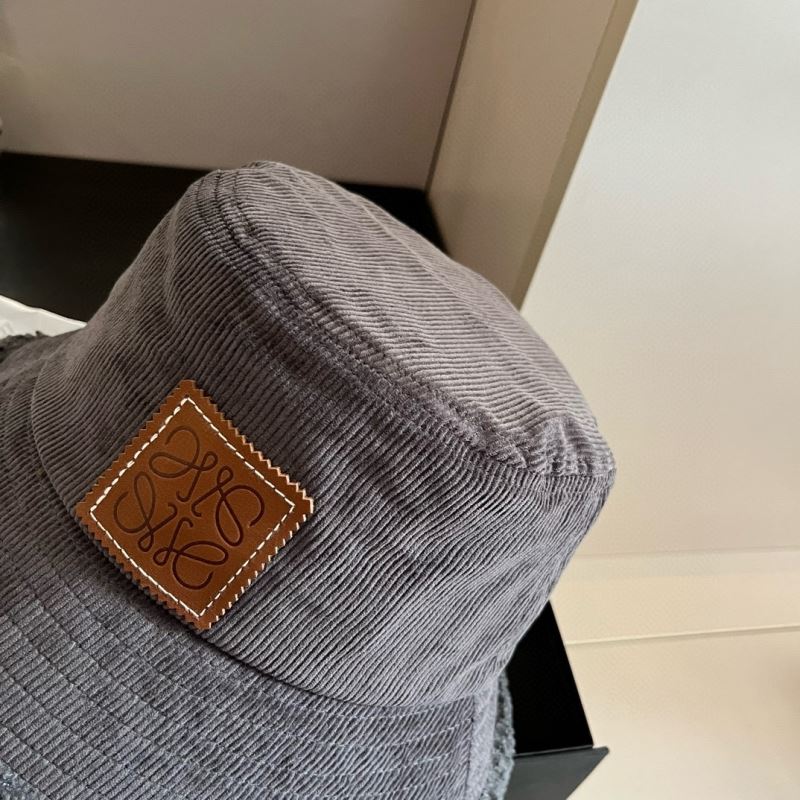 Loewe Caps